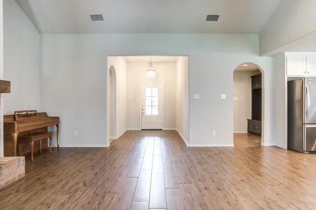 $375,000 | 12204 Jordan Avenue, Lubbock, TX 79423