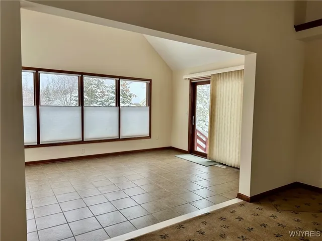 $3,550 | 8047 Laurel Park Lane, Clarence, NY 14051