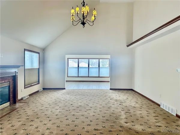 $3,550 | 8047 Laurel Park Lane, Clarence, NY 14051