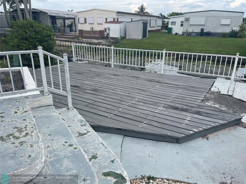 1888 Southwest 85th Avenue Davie, FL 33324 - Photo 18 of 18