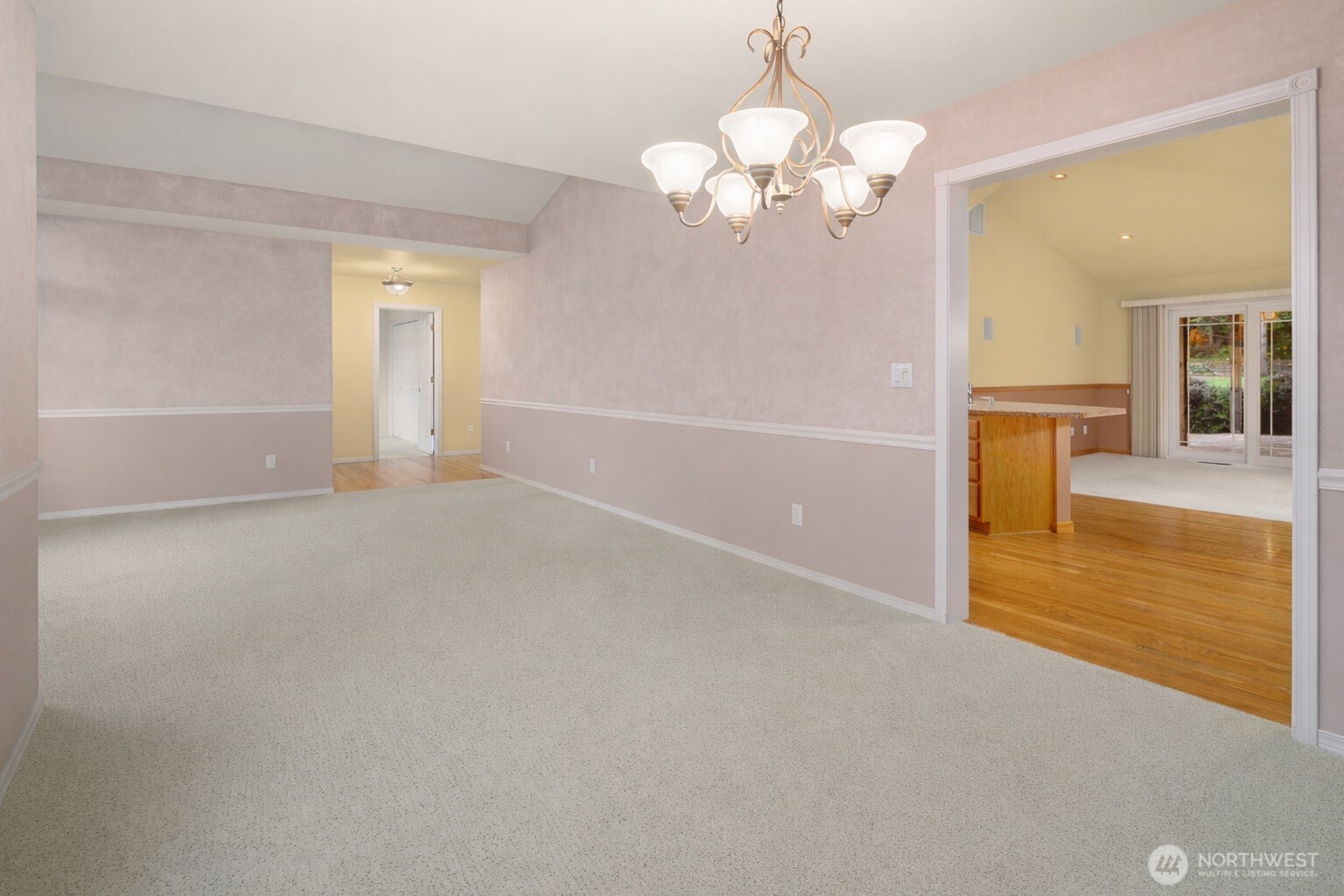 18663 Cascade Ridge Court Mount Vernon, WA 98274 - Photo 13 of 33 a view of livingroom with window