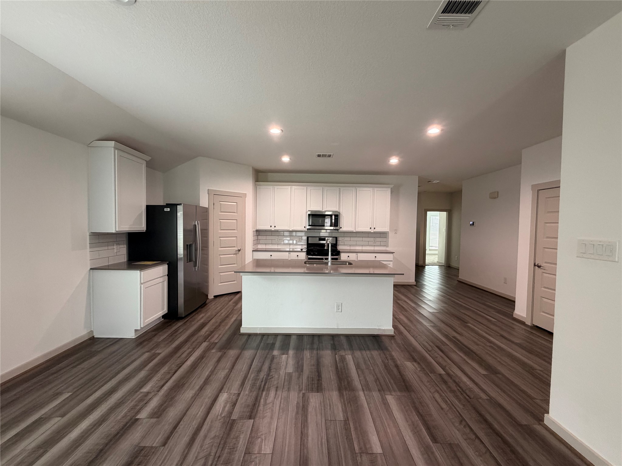 7307 Ramsgate Cliff Lane Richmond, TX 77407 - Photo 8 of 17 Gallery Image 8