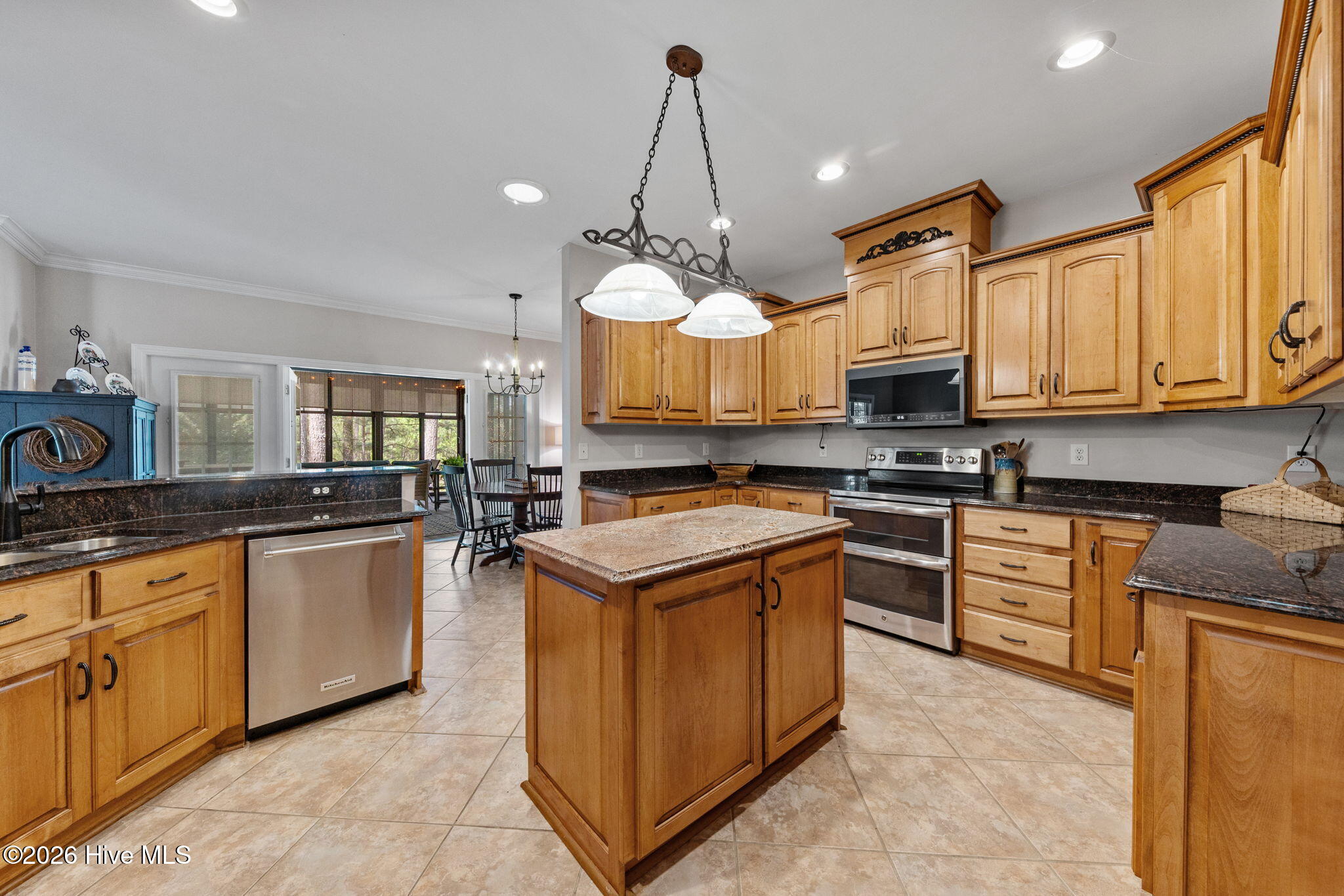 30180 East Lake Road Wagram, NC 28396 - Photo 9 of 48 22-web-or-mls-707A1760