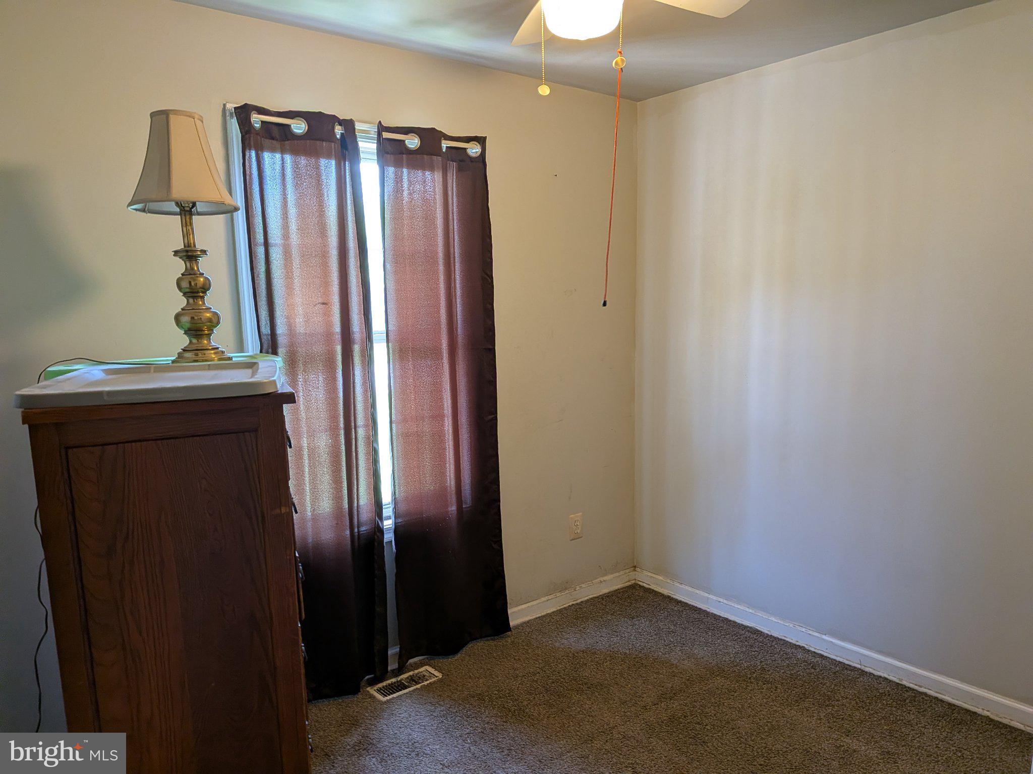 10198 Old Rapidan Road Orange, VA 22960 - Photo 6 of 29 Cozy room with natural light.