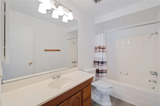 $585,000 | 3602 West Estates Lane, Unit 306, Rolling Hills Estates, CA 90274