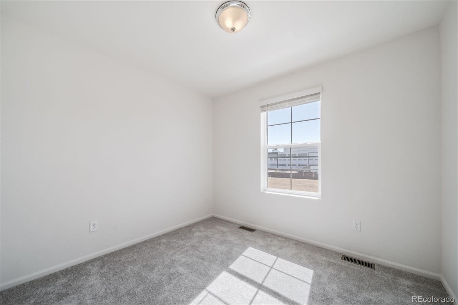 3915 North Rome Street Aurora, CO 80019 - Photo 27 of 34