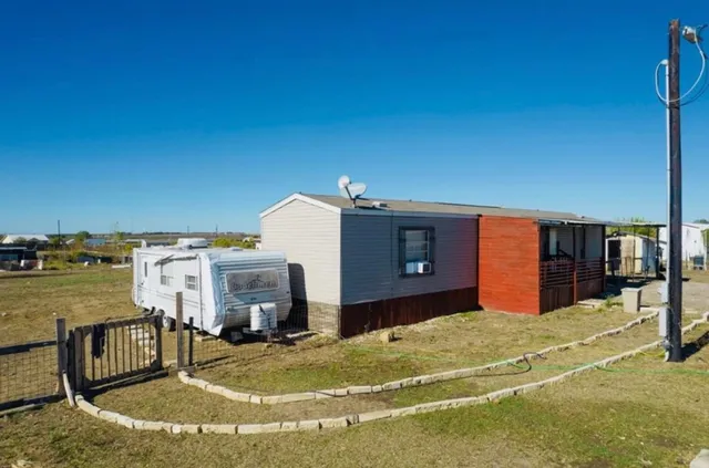 $230,000 | 282 New Trail, Elgin, TX 78621