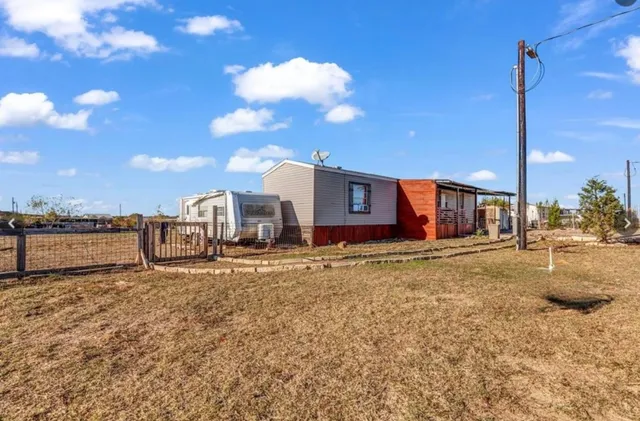 $230,000 | 282 New Trail, Elgin, TX 78621