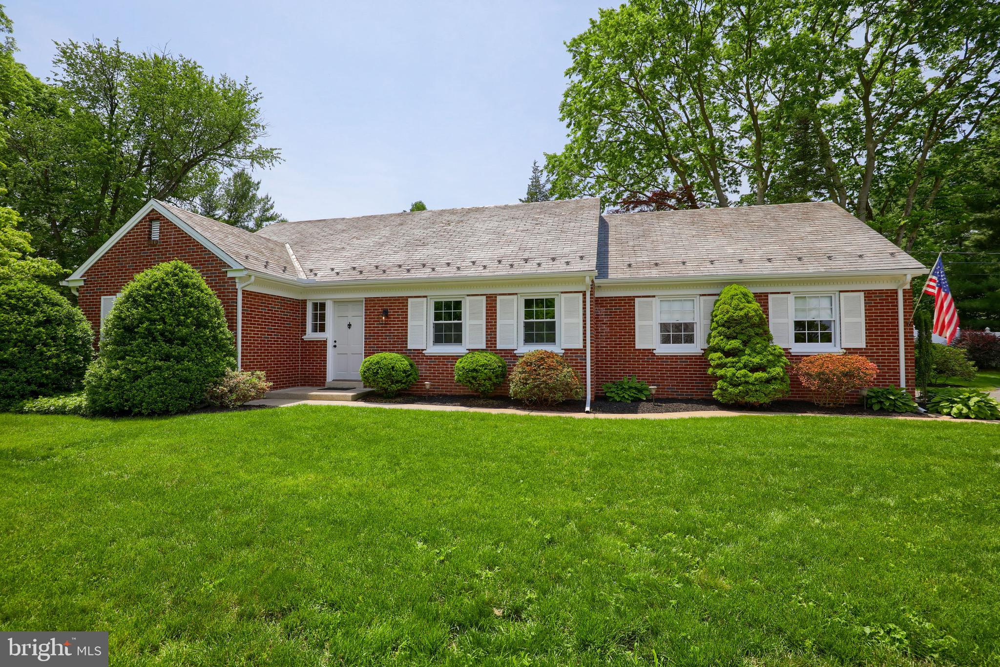 1110 Richmond Road Lancaster, PA 17603 - Photo 1 of 43 Welcome home!