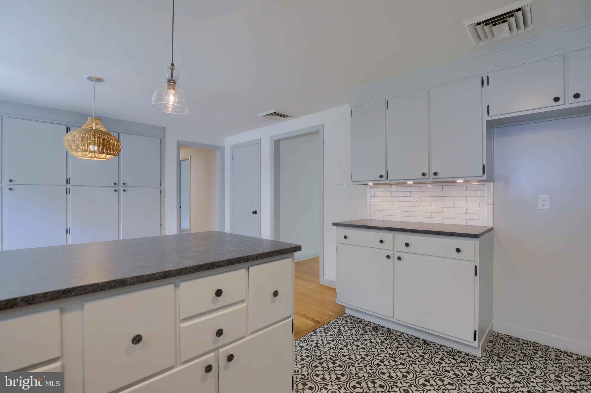 1110 Richmond Road Lancaster, PA 17603 - Photo 18 of 43 Gallery Image 18