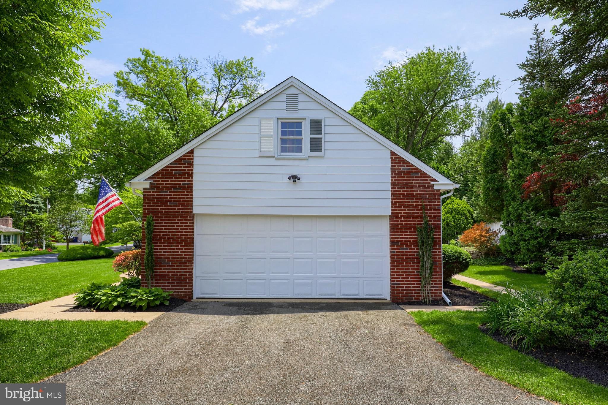 1110 Richmond Road Lancaster, PA 17603 - Photo 3 of 43 Gallery Image 3