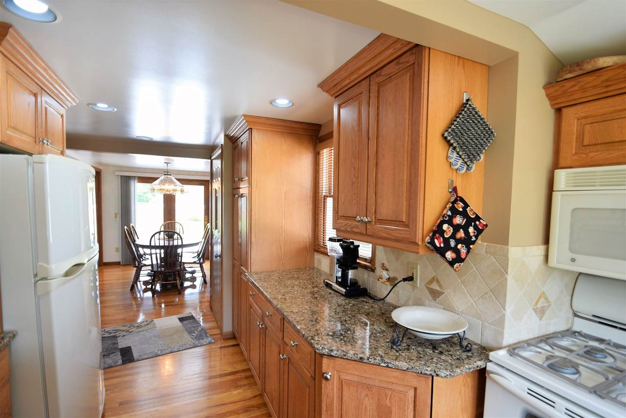 4230 Flajole Road Midland, MI 48642 - Photo 7 of 26 Gallery Image 7