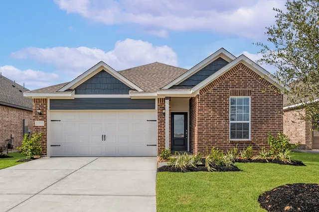 $323,900 | 8935 New Jade Drive, Iowa Colony, TX 77583