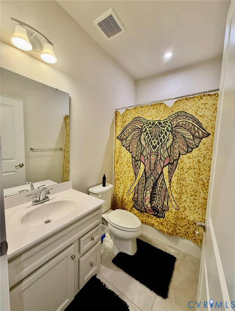 2007 Turtle Parkway Sandston, VA 23150 - Photo 18 of 20 a bathroom with a sink toilet and shower