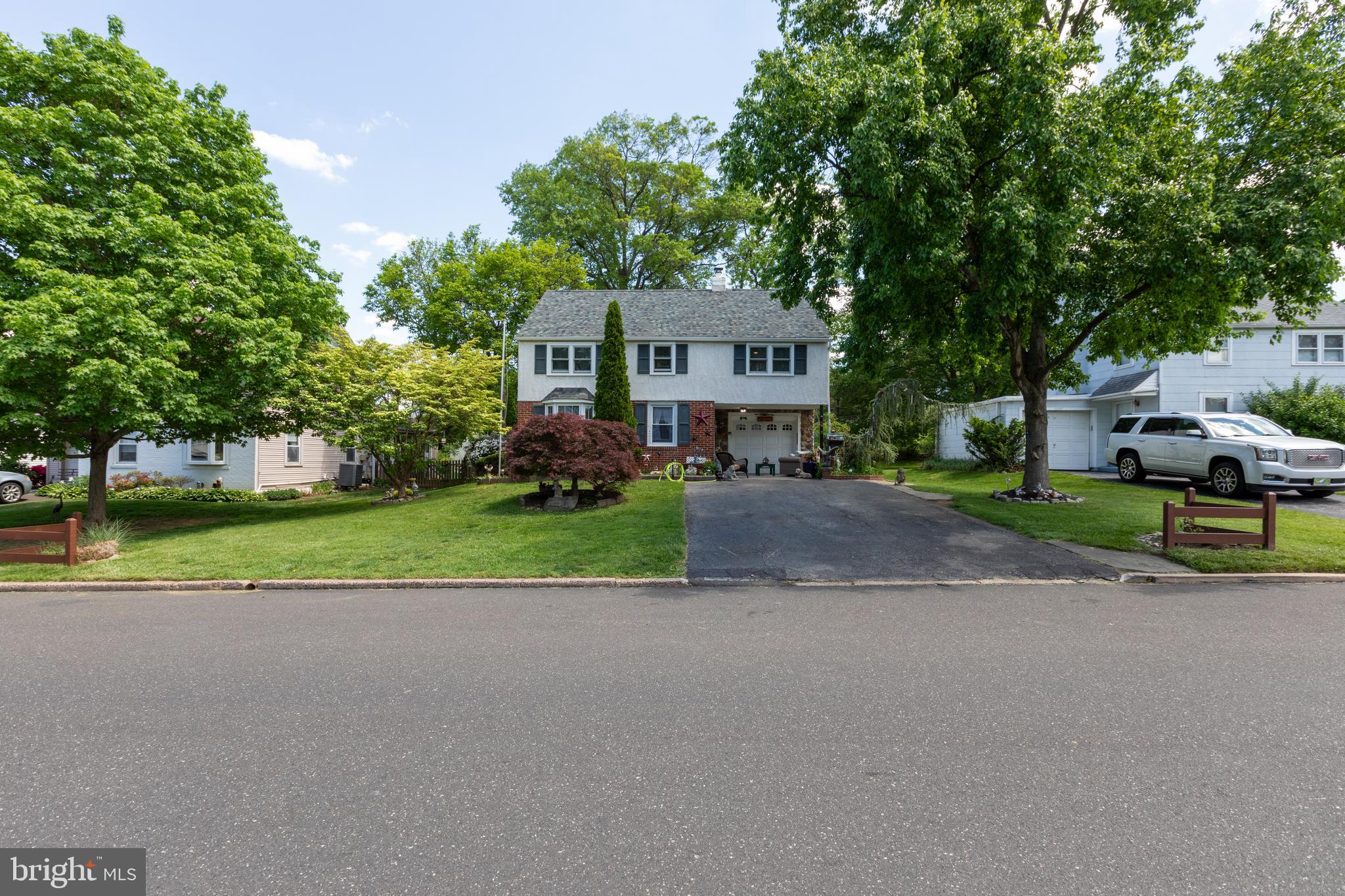 1209 St Clair Road Oreland, PA 19075 - Photo 3 of 51 Gallery Image 3