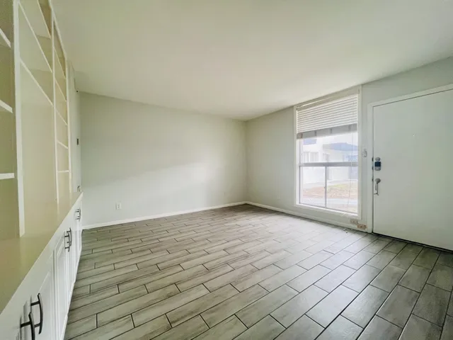 $1,175 | 5123 Del Monte Drive, Unit 2, Houston, TX 77056