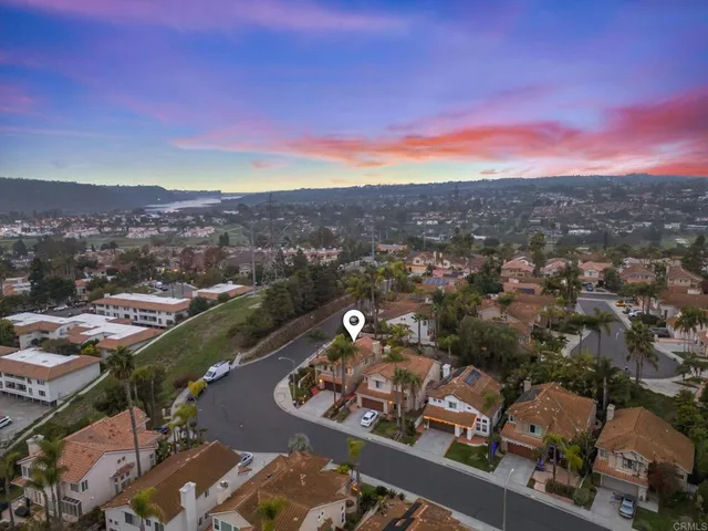 $1,399,000 | 7083 Zubaron Lane, Carlsbad, CA 92009
