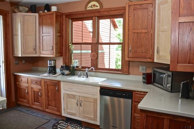 797 Rte 9W Bethlehem, NY 12077 - Photo 15 of 23 Photo 15