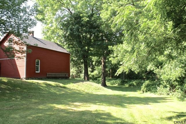 797 Rte 9W Bethlehem, NY 12077 - Photo 4 of 23 Photo 4