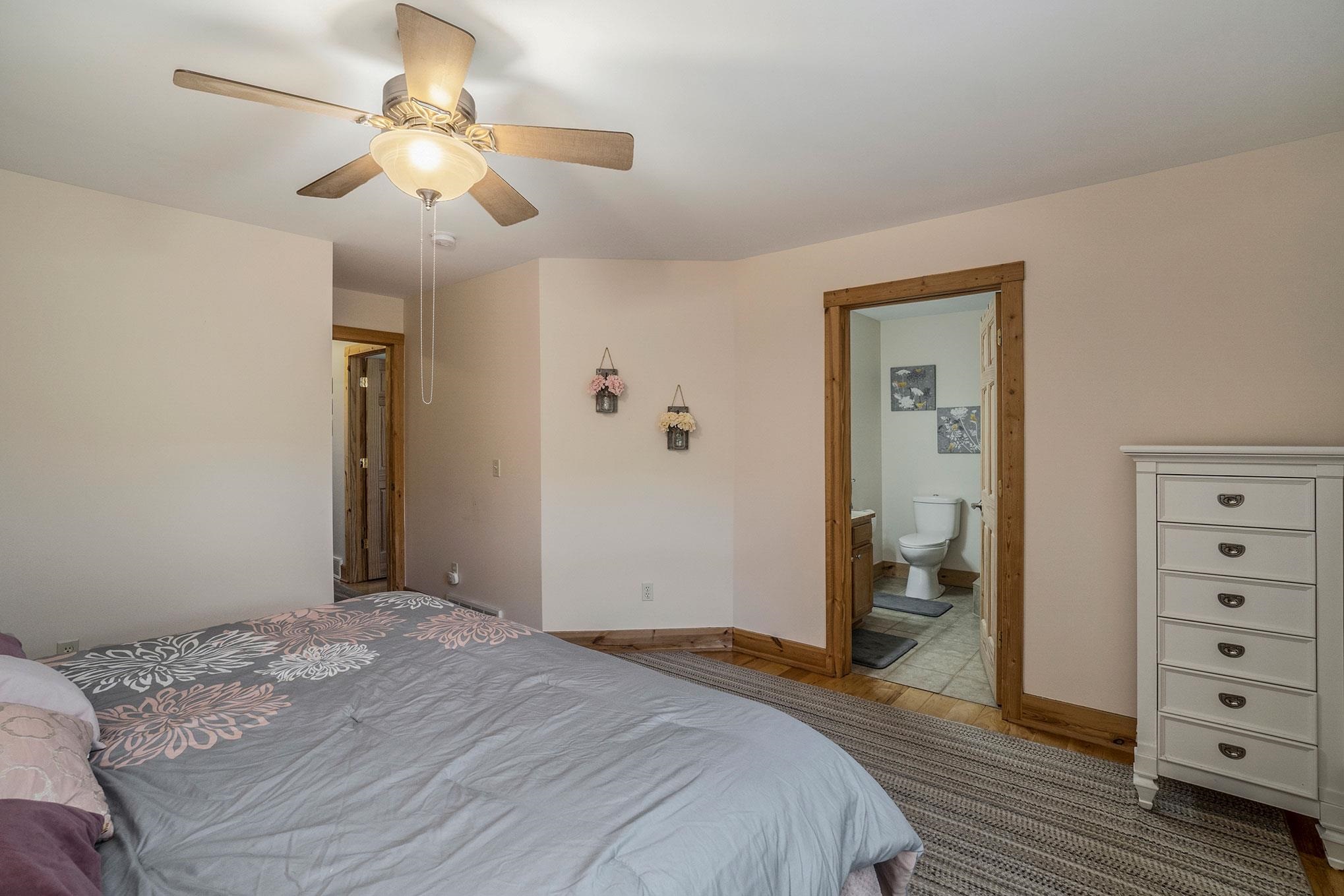 3868 Smokey Ridge Road Traverse City, MI 49686 - Photo 11 of 22 1904191-10.JPG