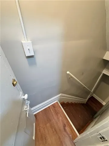 $975 | 306 East Wallace Avenue, New Castle, PA 16101