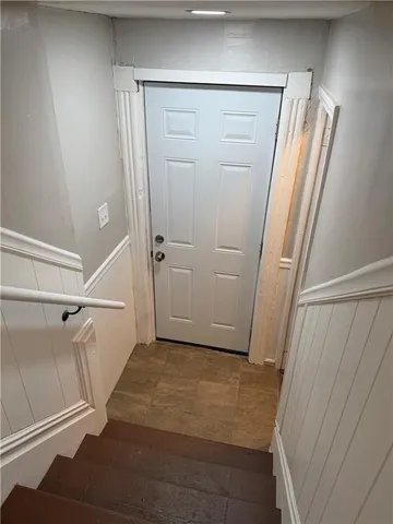 $975 | 306 East Wallace Avenue, New Castle, PA 16101