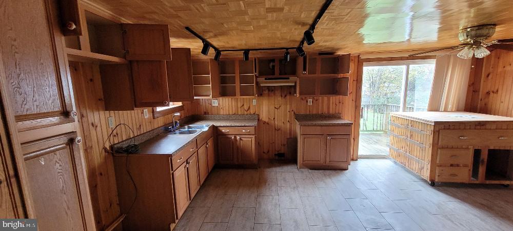 9829 Liberty Road Frederick, MD 21701 - Photo 12 of 21
