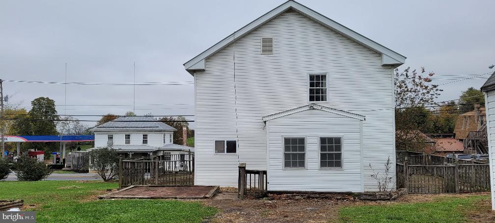 9829 Liberty Road Frederick, MD 21701 - Photo 8 of 21
