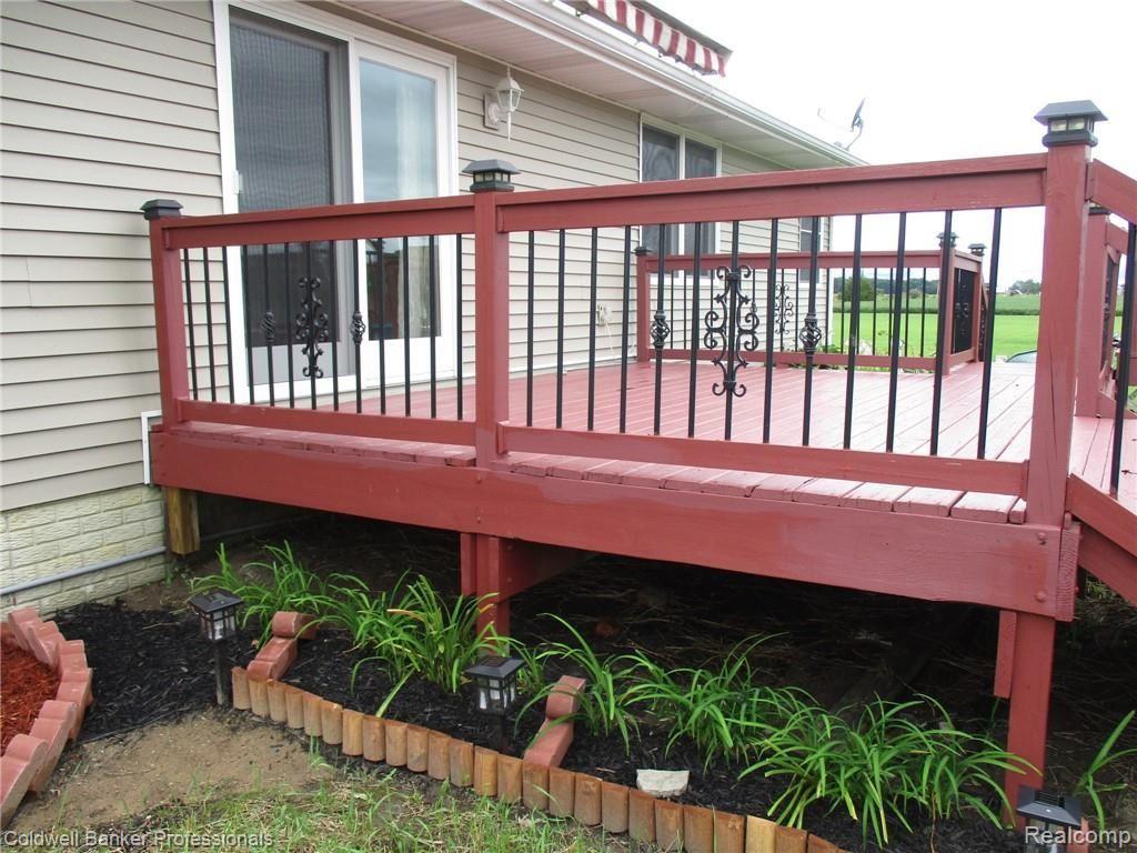 7581 Newburg Road Durand, MI 48429 - Photo 44 of 63 DECK.JPG