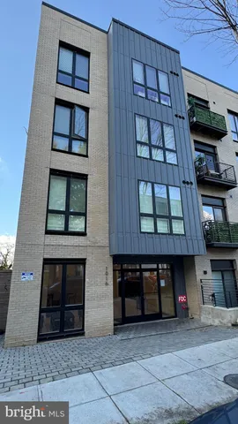 $2,000 | 1016 17th Place Northeast, Unit 301, Washington, DC 20002