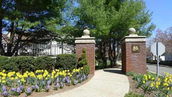 $3,675 | 49 Wildflower Lane, Morristown, NJ 07960
