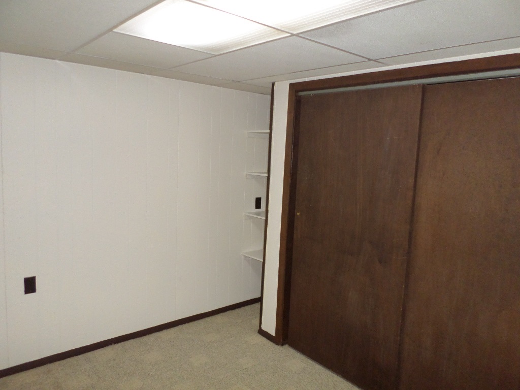 1300 Washington Street Rochester, IN 46975 - Photo 14 of 16