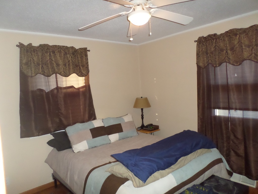 1300 Washington Street Rochester, IN 46975 - Photo 9 of 16