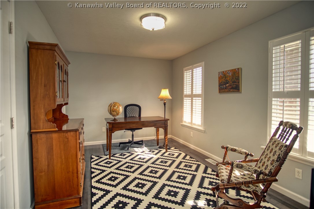 6179 Rocky Step Road Winfield, WV 25213 - Photo 12 of 18 Gallery Image 12