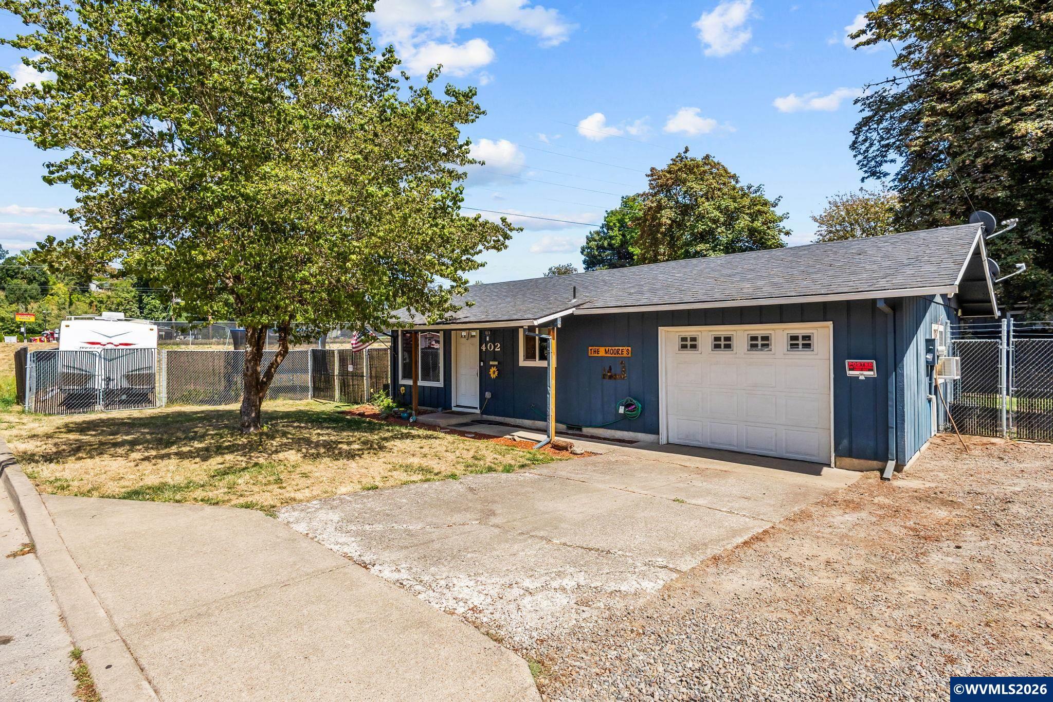 402 Southwest Ivy Road Estacada, OR 97023 - Photo 1 of 39 Gallery Image 1