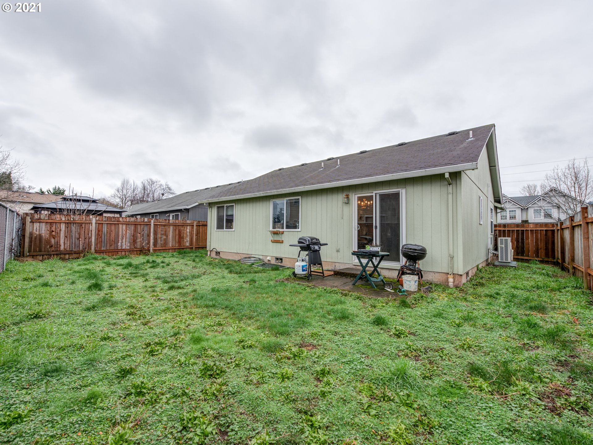 4132 Forsythia Street Springfield, OR 97478 - Photo 17 of 19