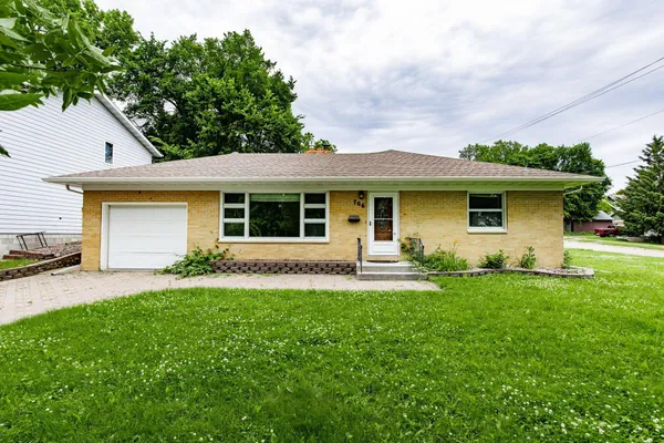 $200,000 | 706 West Stanton Avenue, Fergus Falls, MN 56537