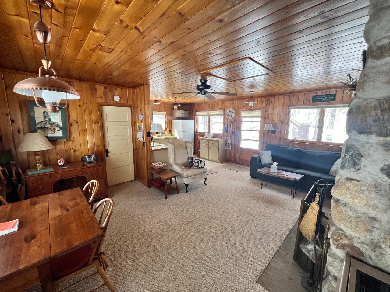 10100 Kaubashine Road Hazelhurst, WI 54531 - Photo 10 of 30 Gallery Image 10