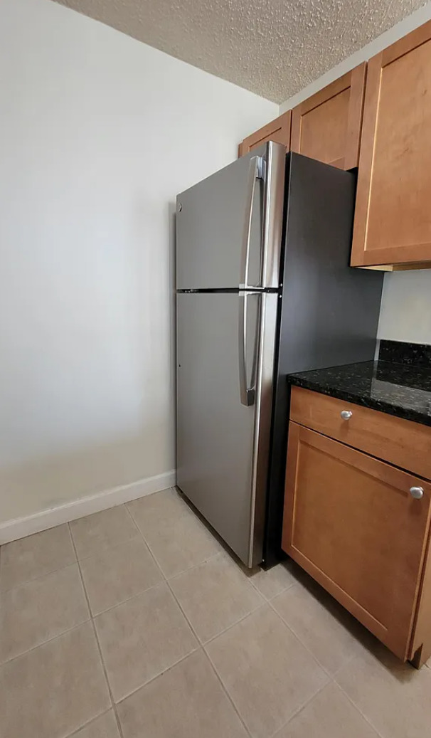 30 East Huron Street, Unit 1908 Chicago, IL 60611 - Photo 5 of 28