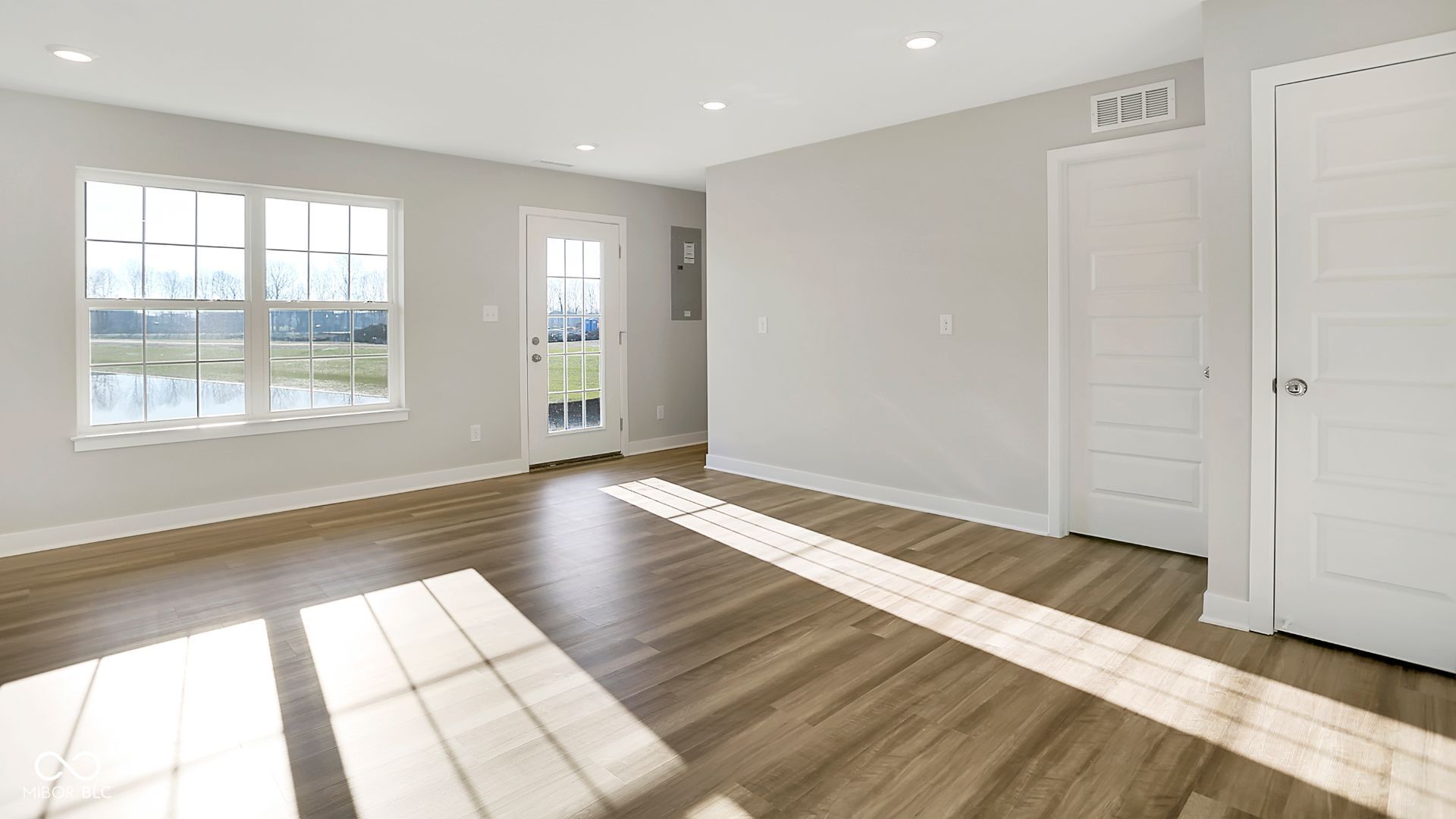 5926 Juna Avenue Plainfield, IN 46168 - Photo 6 of 33