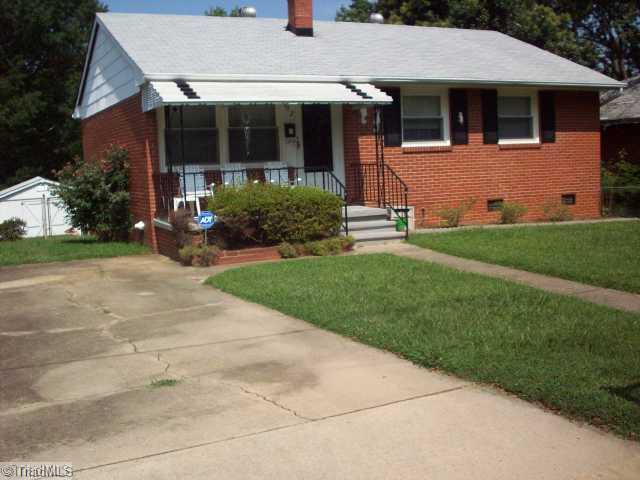 902 Jefferson Street High Point, NC 27260 - Photo 2 of 10 Exterior Front.