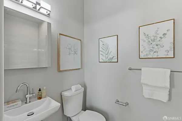 $5,200 | 3945 Judah Street, Unit 302, San Francisco, CA 94122