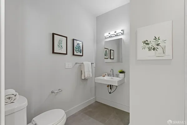 $5,200 | 3945 Judah Street, Unit 302, San Francisco, CA 94122