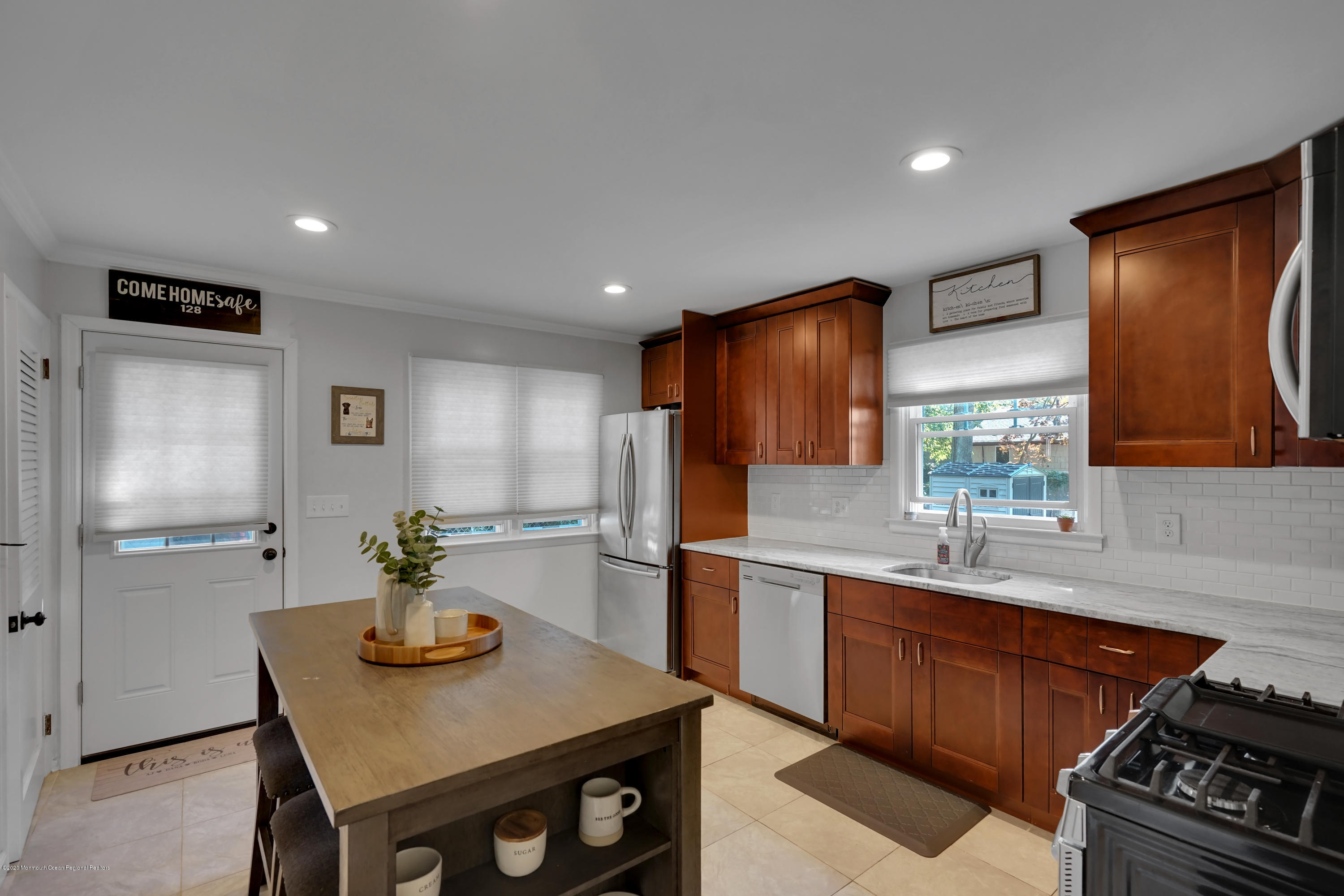 514 Couse Road Neptune Township, NJ 07753 - Photo 23 of 30 DSC09615