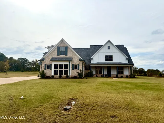 $569,900 | 1479 Ashtons Lane, Hernando, MS 38632