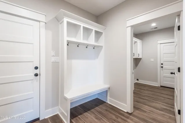 $569,900 | 1479 Ashtons Lane, Hernando, MS 38632