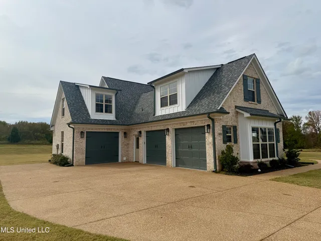 $569,900 | 1479 Ashtons Lane, Hernando, MS 38632