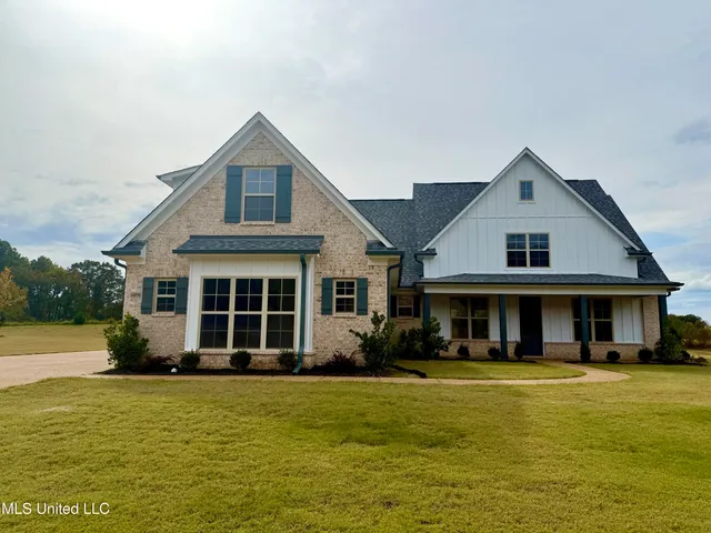 $569,900 | 1479 Ashtons Lane, Hernando, MS 38632
