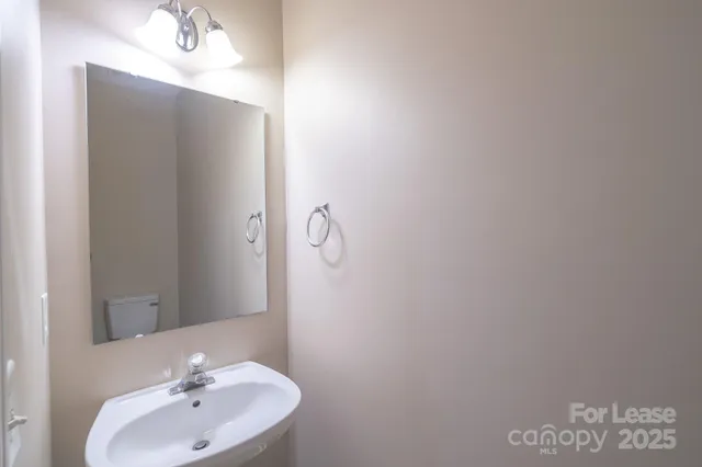 $2,300 | 11239 Palomar Mountain Drive, Charlotte, NC 28278