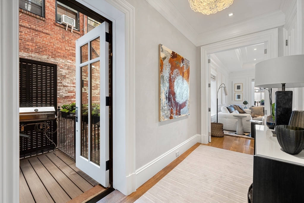 89 Beacon Street, Unit PH Boston, MA 02108 - Photo 9 of 29